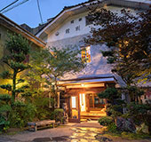 Traditional Japanese Inns & Hotels in Yuya Hot Spring and Nishiura Hot ...